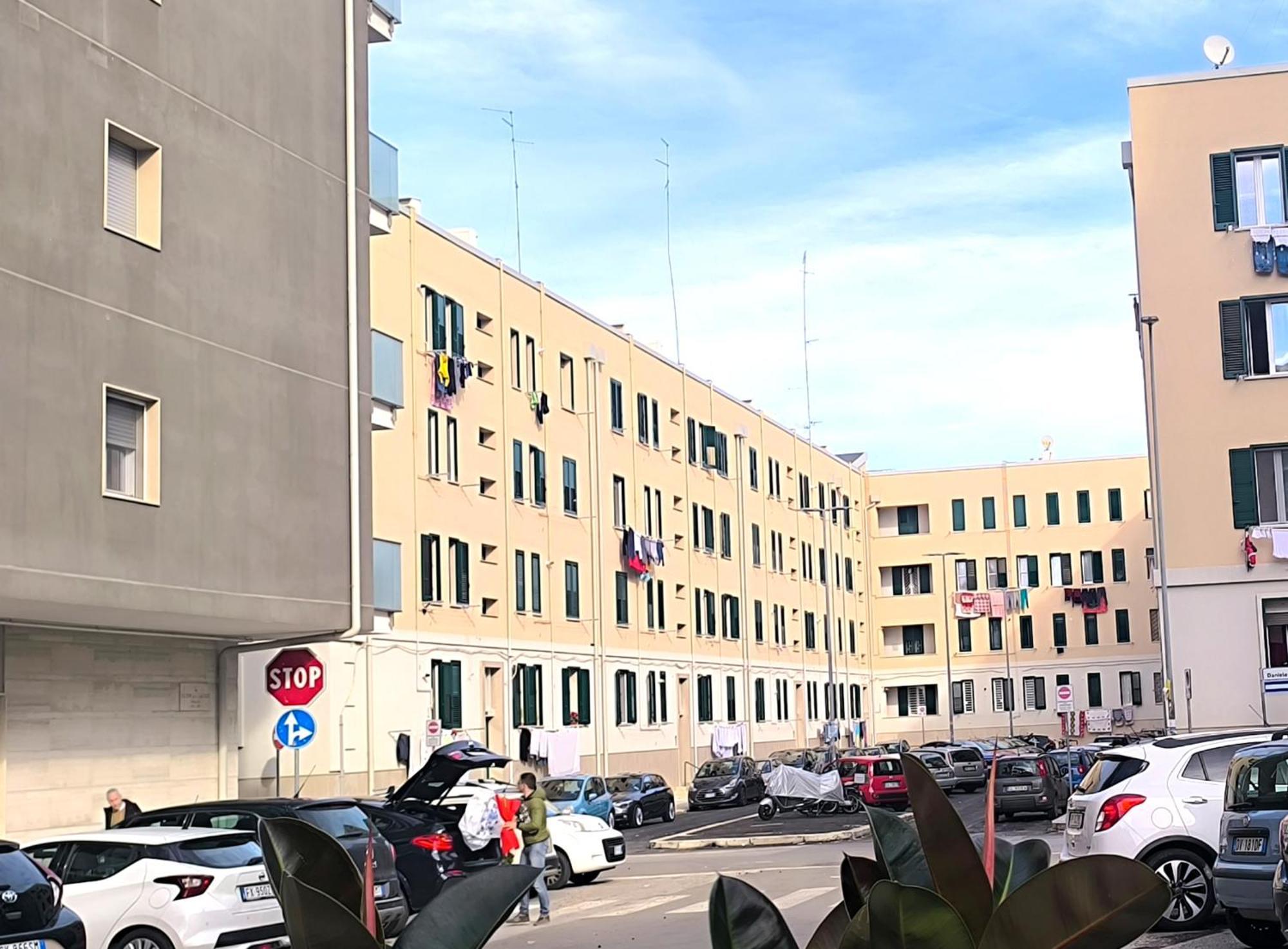 Casa Mazzacane Bari Appartamento Con 2 Camere Da Letto Luaran gambar